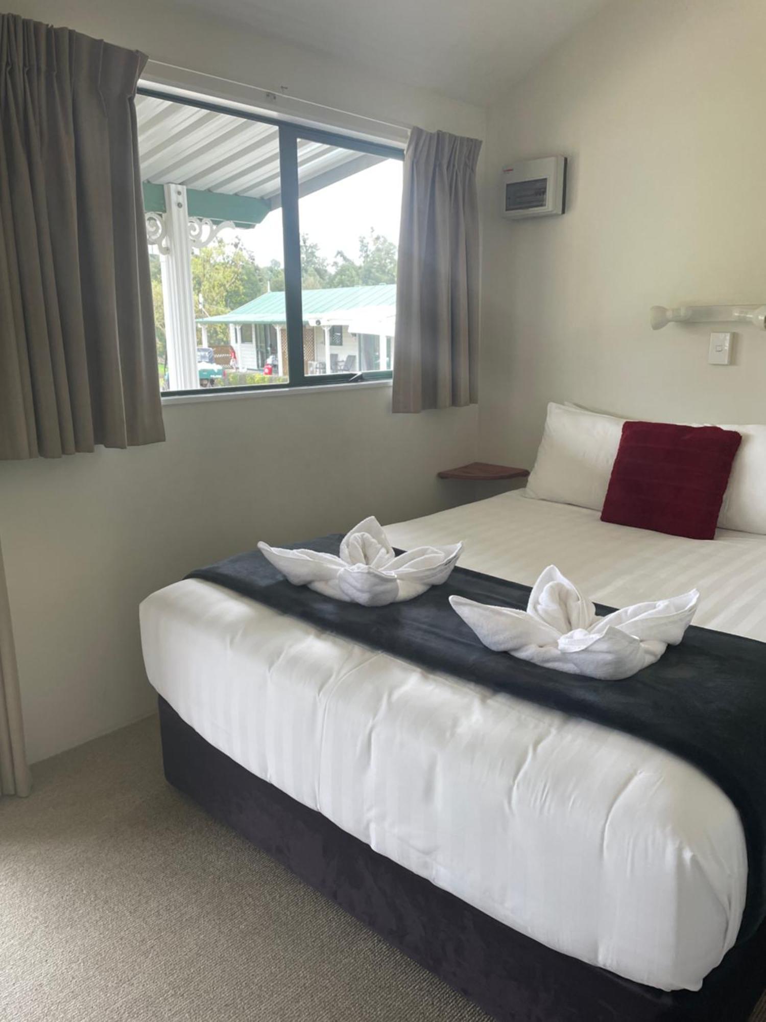 Waitomo Top 10 Holiday Park Cuevas de Waitomo Exterior foto